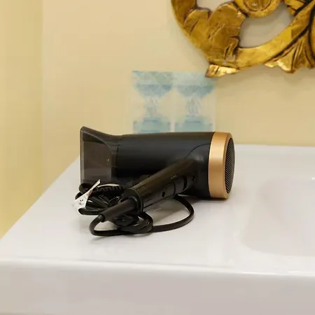 Apartment Junior Milano- Quiet And Comfort